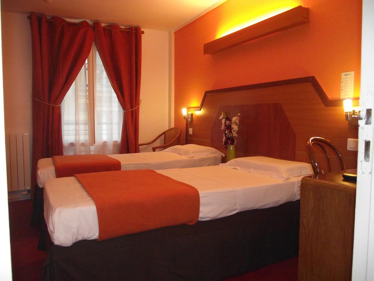 Le Nouvel Hotel Du Theatre Paříž Pokoj fotografie
